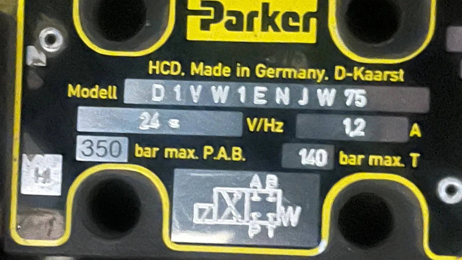 شیر کنترل جهت *Parker D1VW1CNJP75