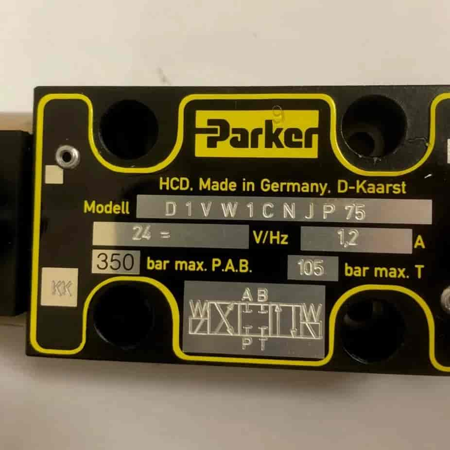 شیر کنترل جهت *Parker D1VW1CNJP75