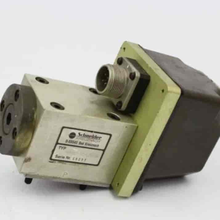 سروو ولو **Schneider HVM 028-003-1212-0A**
