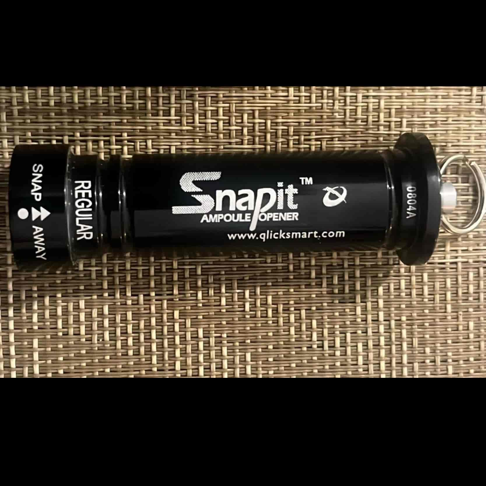 Qlicksmart SnapIT Trolley Regular Black یک ابزار ایمن و چندبار مصرف برای باز کردن آمپول‌های شیشه‌ای